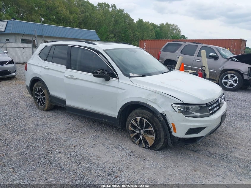 2021 VOLKSWAGEN TIGUAN 2.0T SE/2.0T SE R-LINE BLACK/2.0T SEL | 3VV2B7AX7MM092803 | UPCARS
