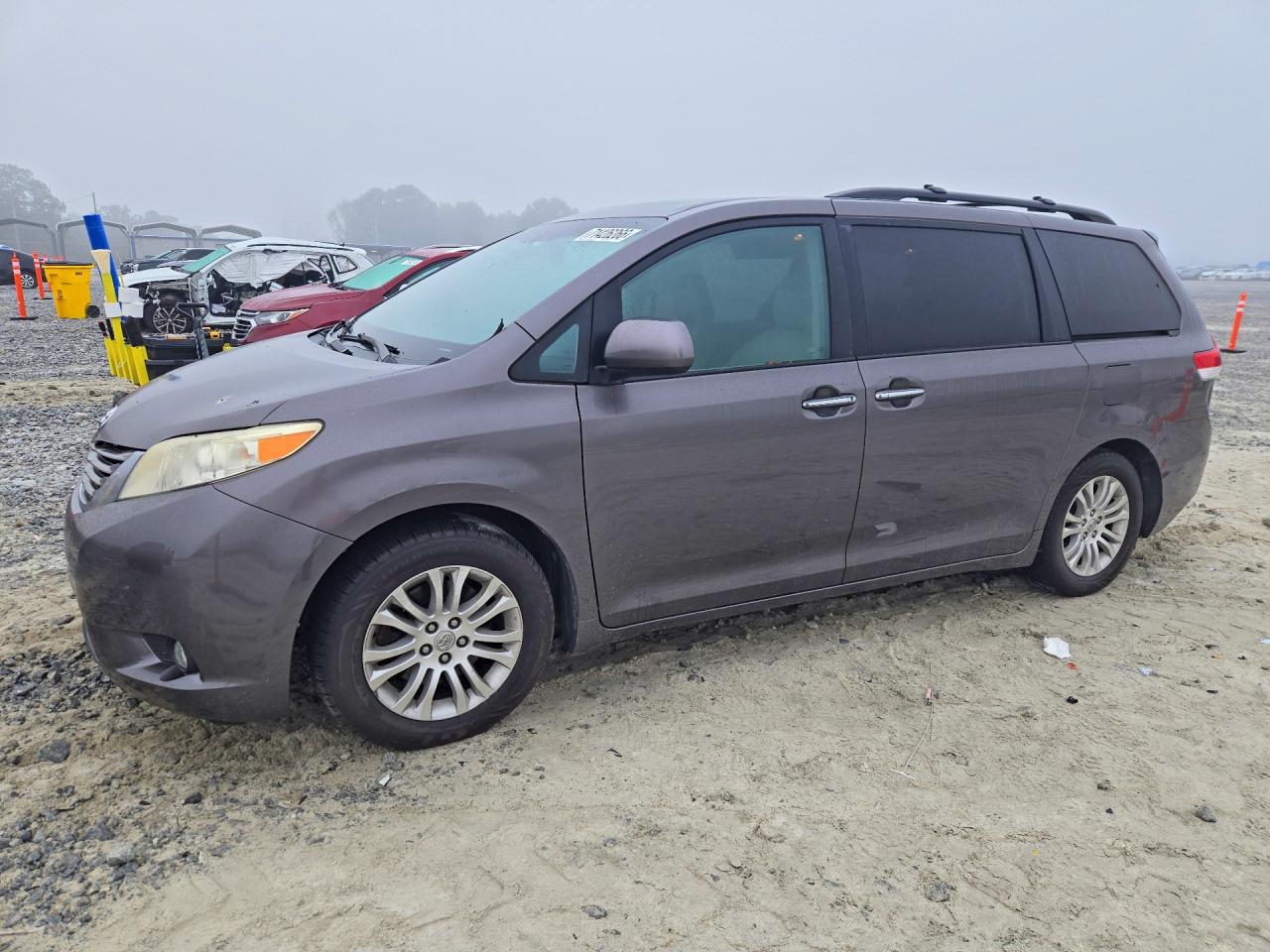 2012 TOYOTA SIENNA XLE 8-PASSENGER | 5TDYK3DC0CS227256 | UPCARS