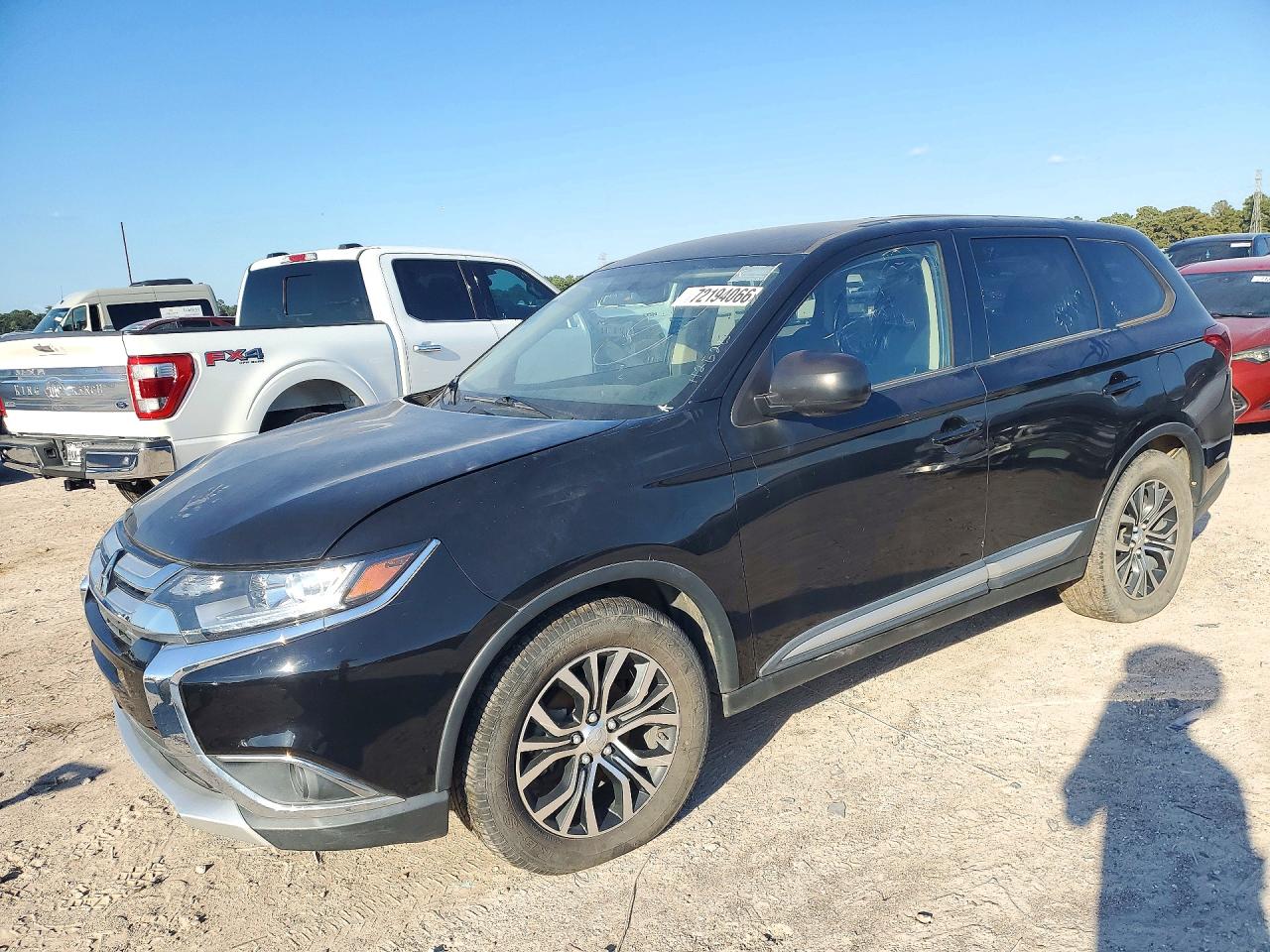 2018 MITSUBISHI OUTLANDER ES | JA4AD2A34JZ041140 | UPCARS