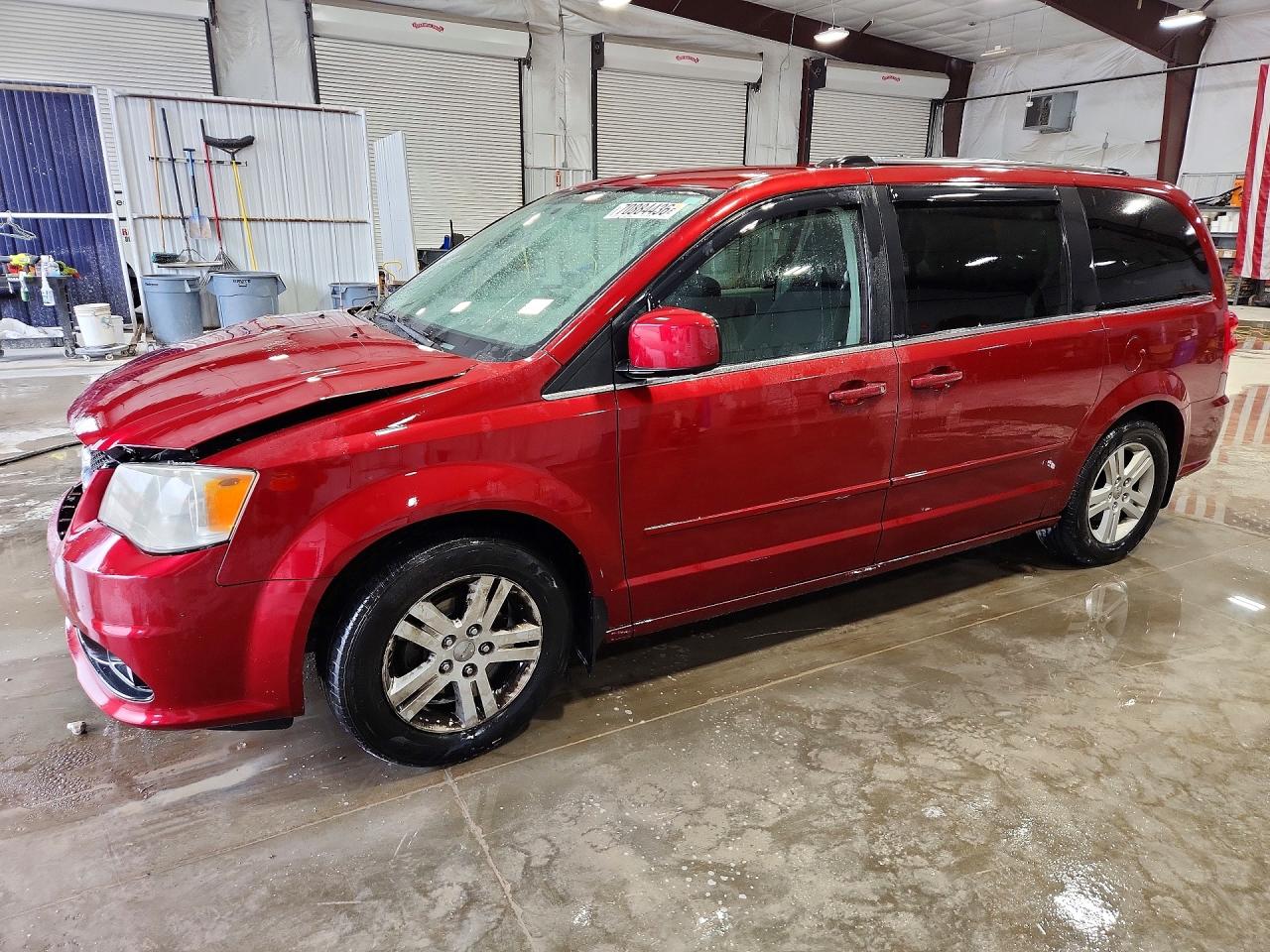 2011 DODGE CARAVAN CREW | 2D4RN5DG4BR672328 | UPCARS