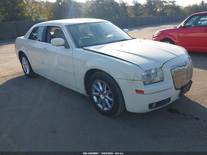 2007 CHRYSLER 300 TOURING | 2C3KA53G27H629183 | UPCARS