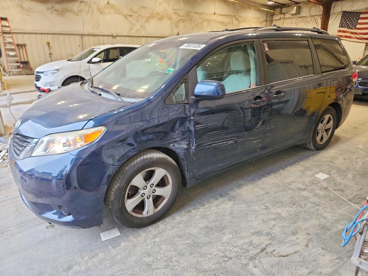 2012 TOYOTA SIENNA LE | 5TDKK3DC7CS208905 | UPCARS