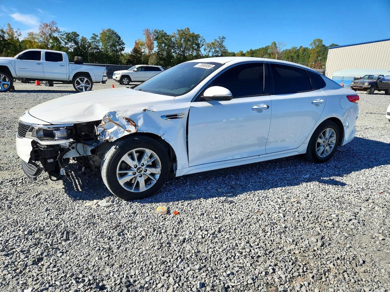 2018 KIA OPTIMA LX | 5XXGT4L35JG183320 | UPCARS