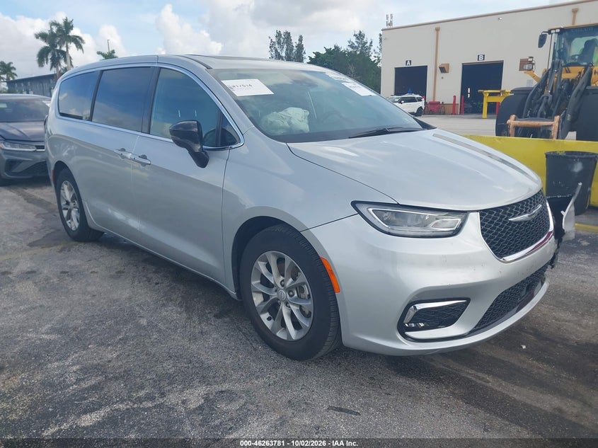 2026 CHRYSLER PACIFICA LIMITED | 2C4RC1GG5TR195997 | UPCARS