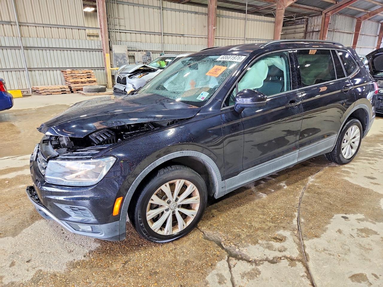 2018 VOLKSWAGEN TIGUAN S | 3VV1B7AX8JM036344 | UPCARS