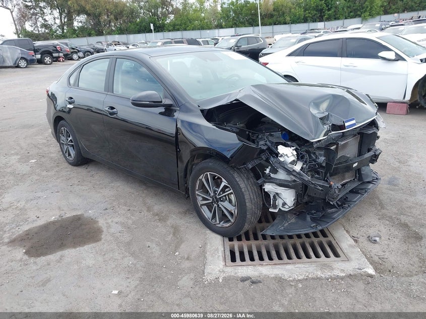 2023 KIA FORTE LXS | 3KPF24AD9PE578726 | UPCARS
