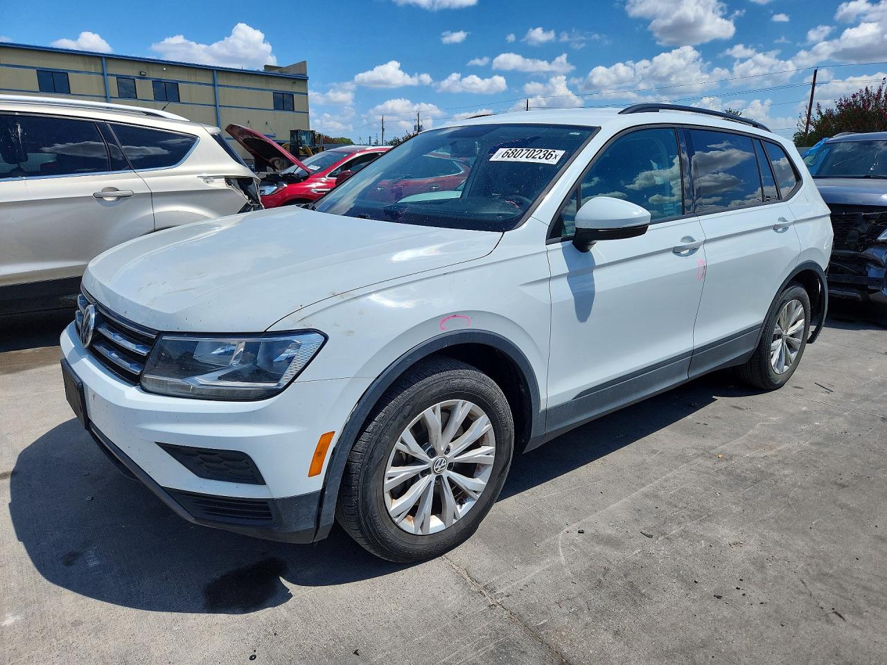 2019 VOLKSWAGEN TIGUAN S | 3VV1B7AX8KM199108 | UPCARS