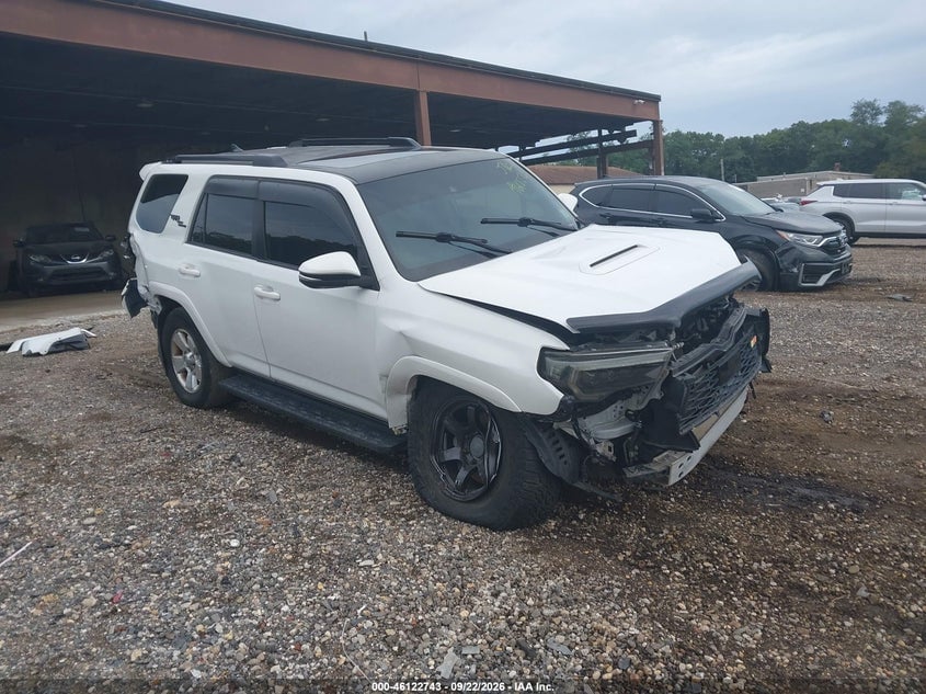 2020 TOYOTA 4RUNNER TRD OFF ROAD PREMIUM | JTEBU5JR3L5829994 | UPCARS