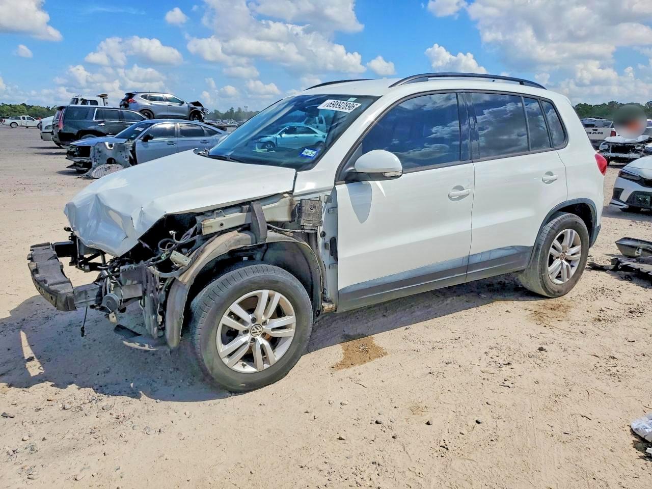 2016 VOLKSWAGEN TIGUAN S/SE/SEL/R-LINE | WVGAV7AX4GW534714 | UPCARS