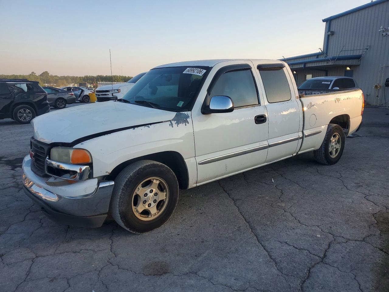 2002 GMC SIERRA C1500 | 2GTEC19V121205139 | UPCARS