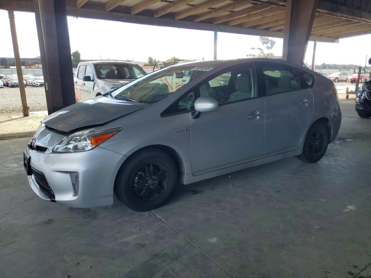 2015 TOYOTA PRIUS TWO | JTDKN3DU5F1912991 | UPCARS
