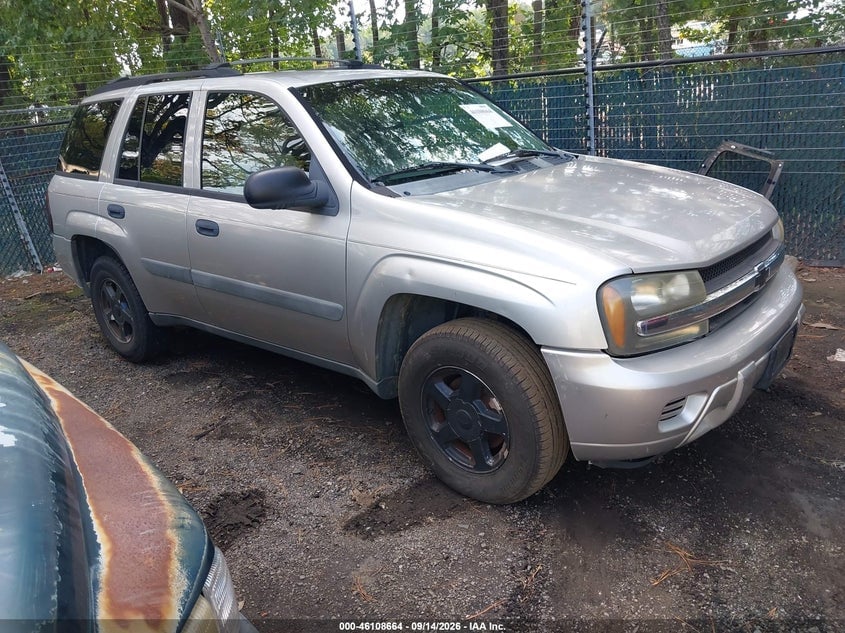 2005 CHEVROLET TRAILBLAZER LS | 1GNDS13S952192374 | UPCARS