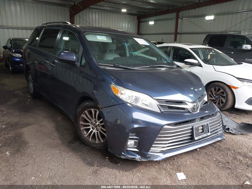 2019 TOYOTA SIENNA XLE PREMIUM 8 PASSENGER | 5TDYZ3DC6KS974421 | UPCARS