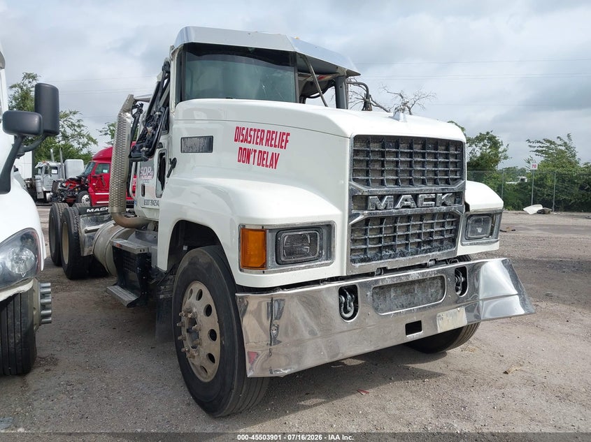 2025 MACK PINNACLE | 1M1PN4GY7SM017490 | UPCARS