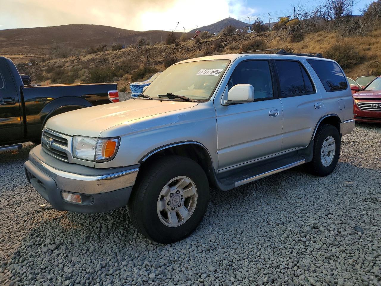 2000 TOYOTA 4RUNNER SR5 | JT3GN86R7Y0139708 | UPCARS