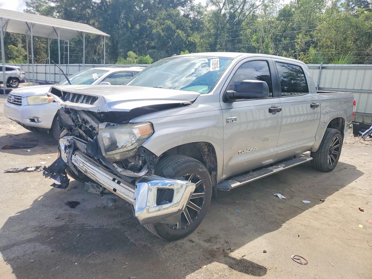 2018 TOYOTA TUNDRA CREWMAX SR5 | 5TFEY5F13JX240194 | UPCARS