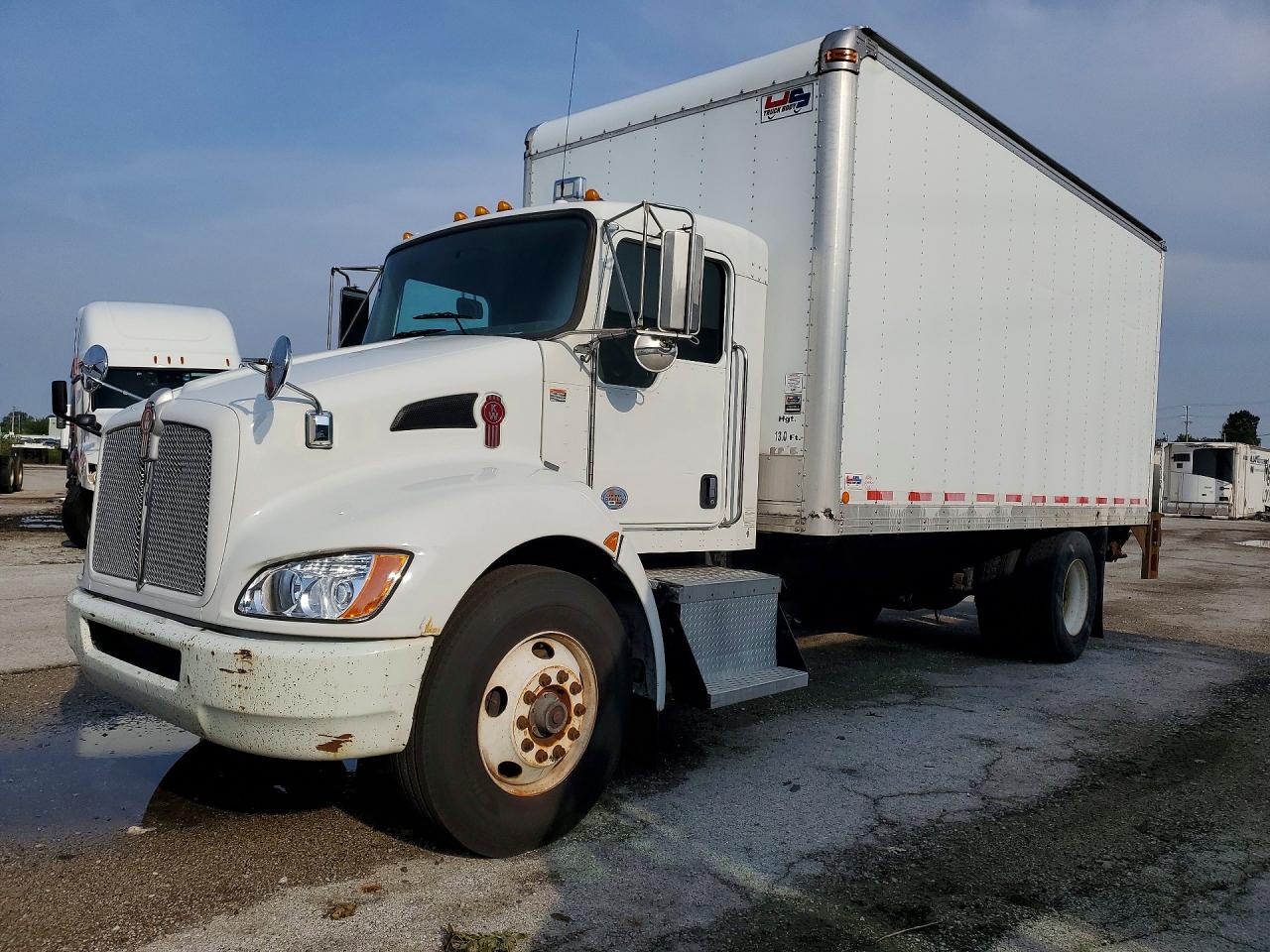 2012 KENWORTH ALL OTHER BOX TRUCK | 2NKHHM6H0CM332090 | UPCARS