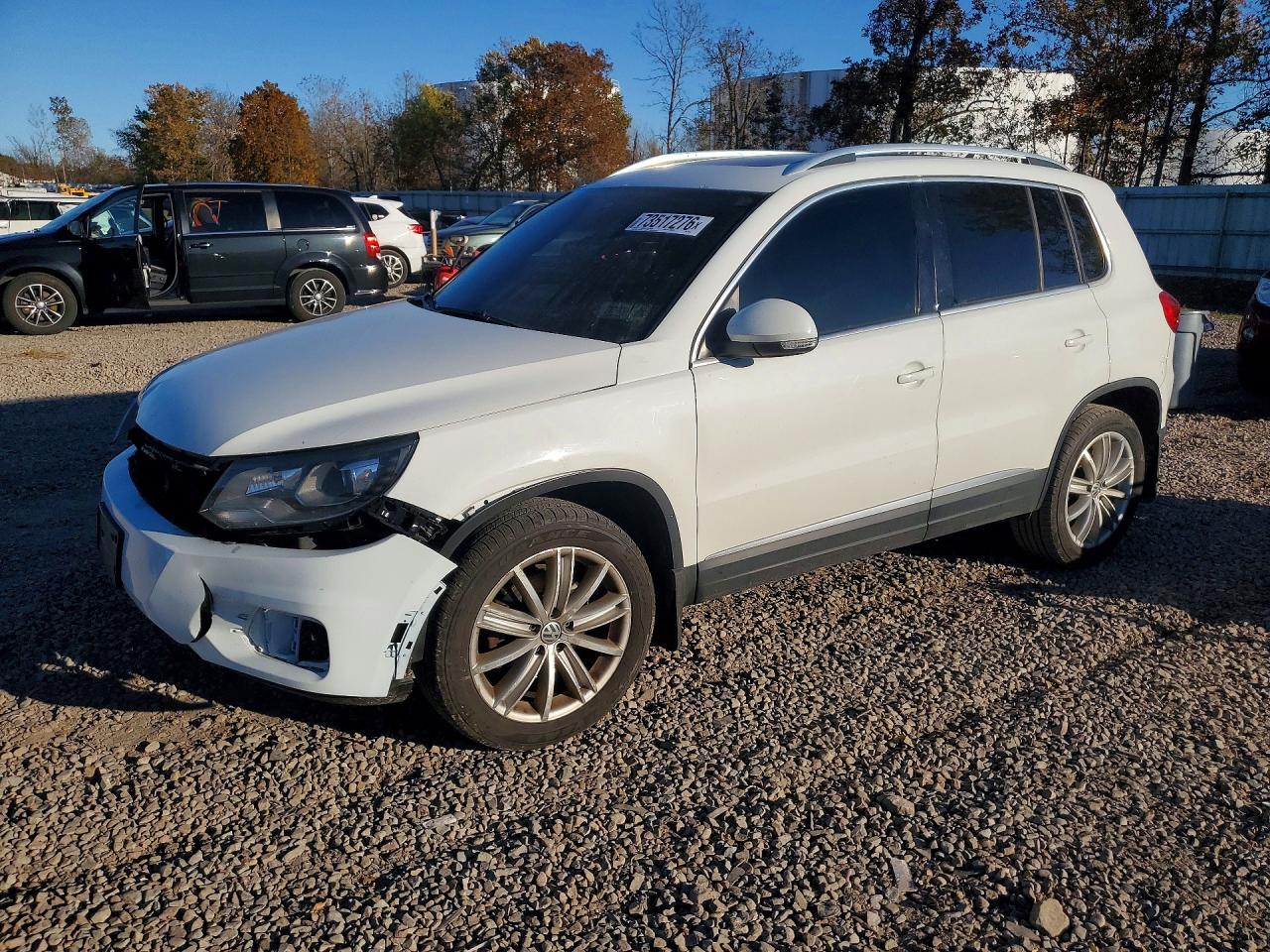 2016 VOLKSWAGEN TIGUAN S | WVGBV7AX0GW538196 | UPCARS