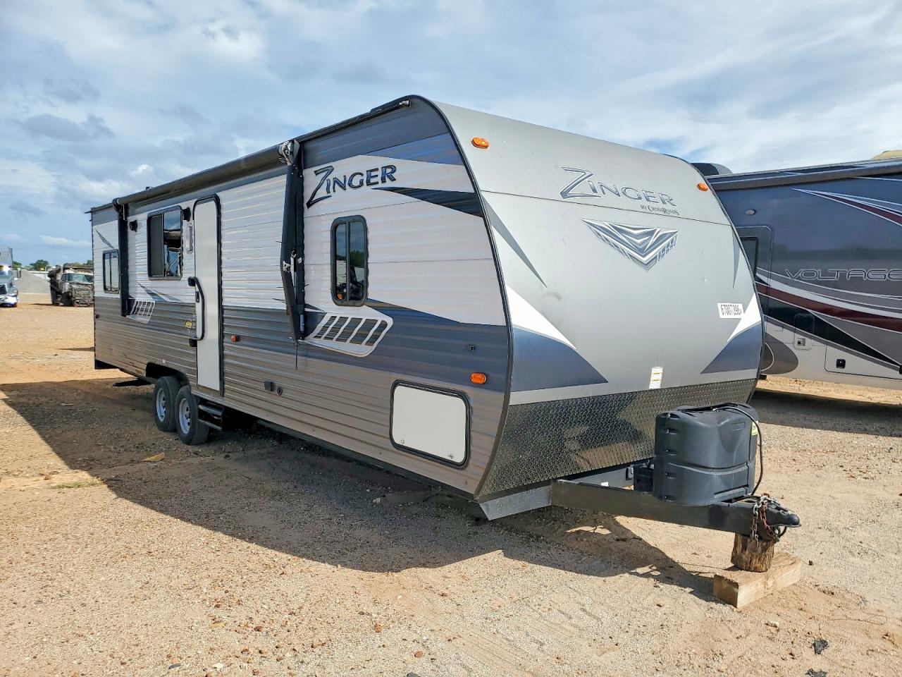2018 KEYSTONE ZINGER CAMPER | 4YDT2882XJS371374 | UPCARS