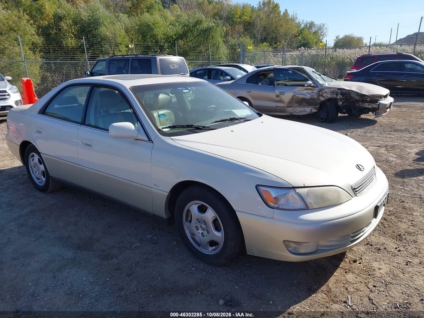 1999 LEXUS ES 300 | JT8BF28G1X0197273 | UPCARS