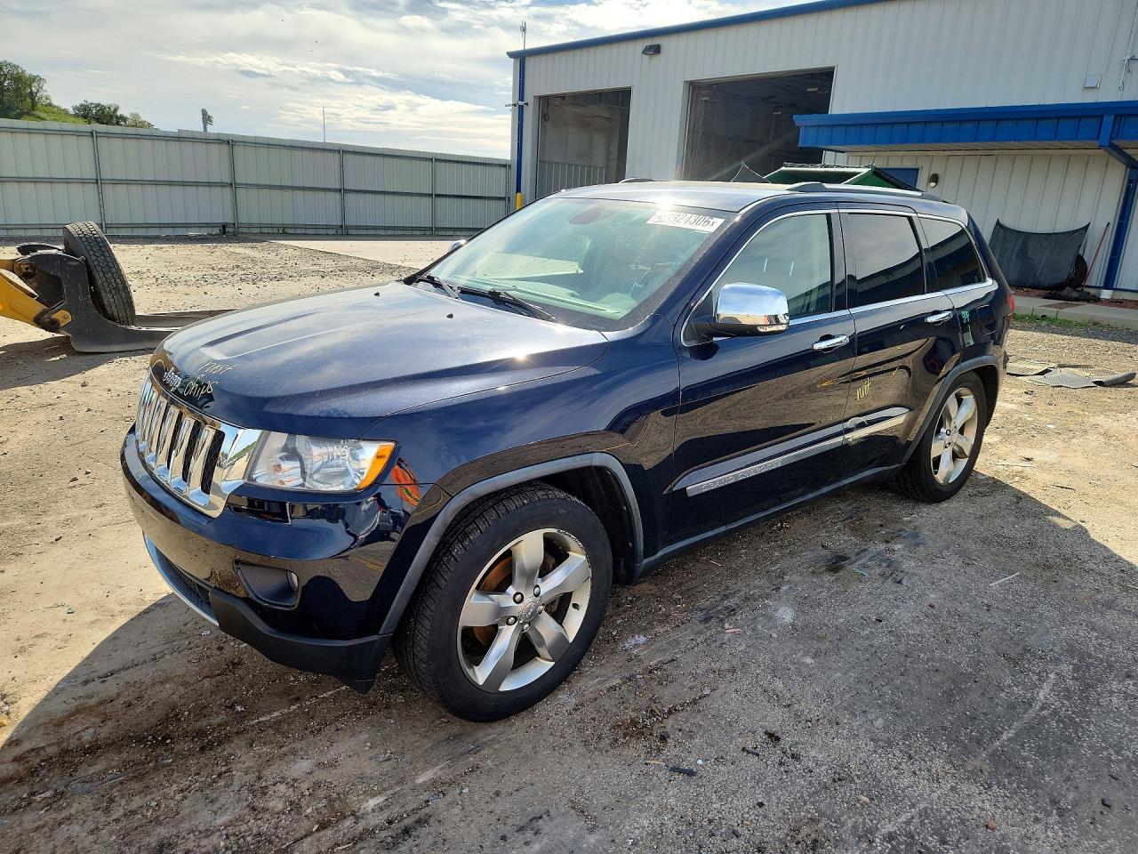 2011 JEEP CHEROKEE OVERLAND | 1J4RR6GGXBC545718 | UPCARS