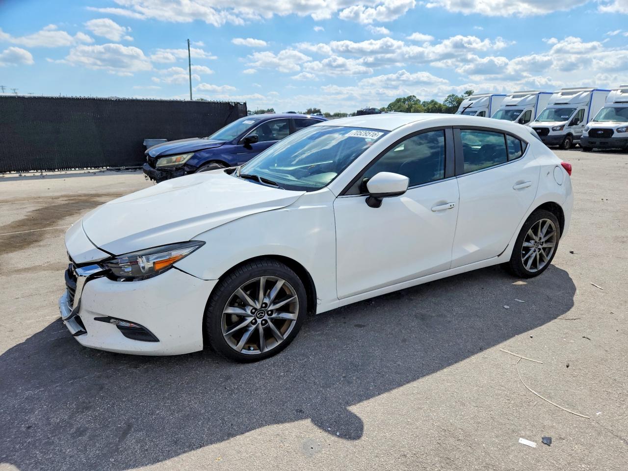 2018 MAZDA 3 TOURING | 3MZBN1L37JM271297 | UPCARS