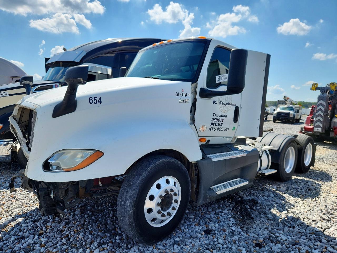 2018 INTERNATIONAL ALL OTHER SEMI TRUCK | 3HSDZAPR5JN477864 | UPCARS