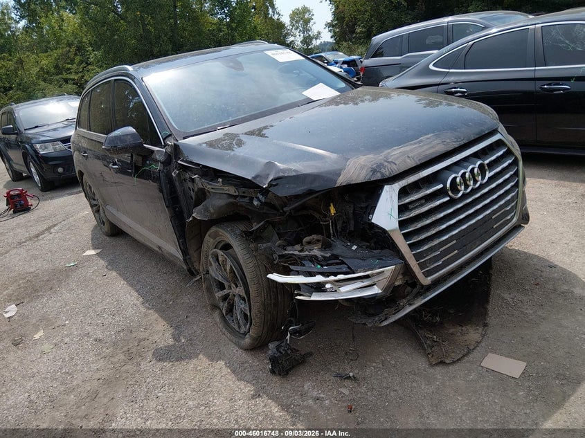 2019 AUDI Q7 55 PREMIUM/55 SE PREMIUM | WA1AABF79KD004717 | UPCARS
