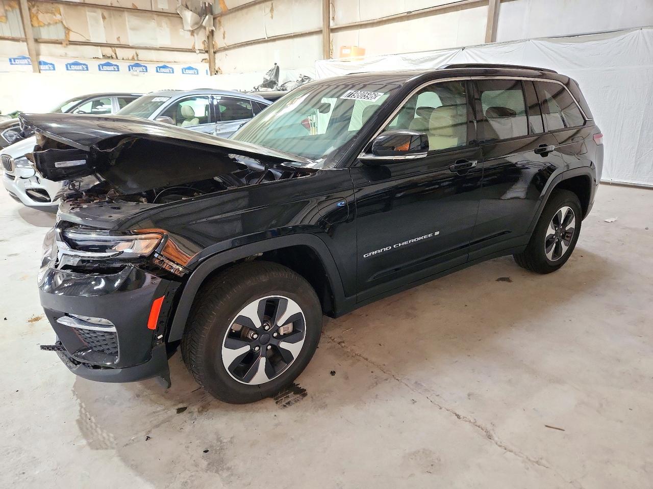 2024 JEEP CHEROKEE LIMITED 4XE | 1C4RJYB67RC142653 | UPCARS