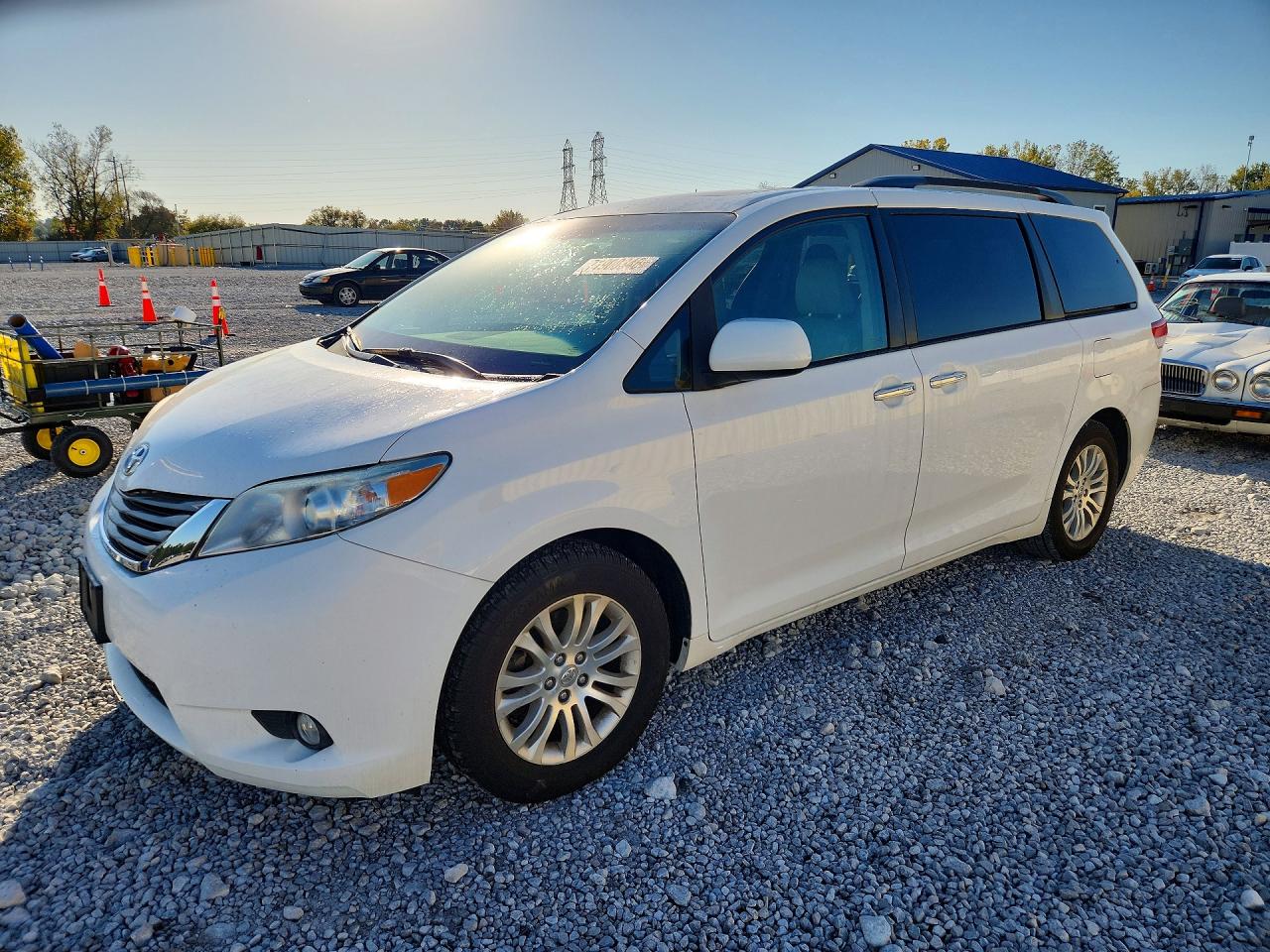2013 TOYOTA SIENNA XLE 8-PASSENGER | 5TDYK3DC1DS331062 | UPCARS