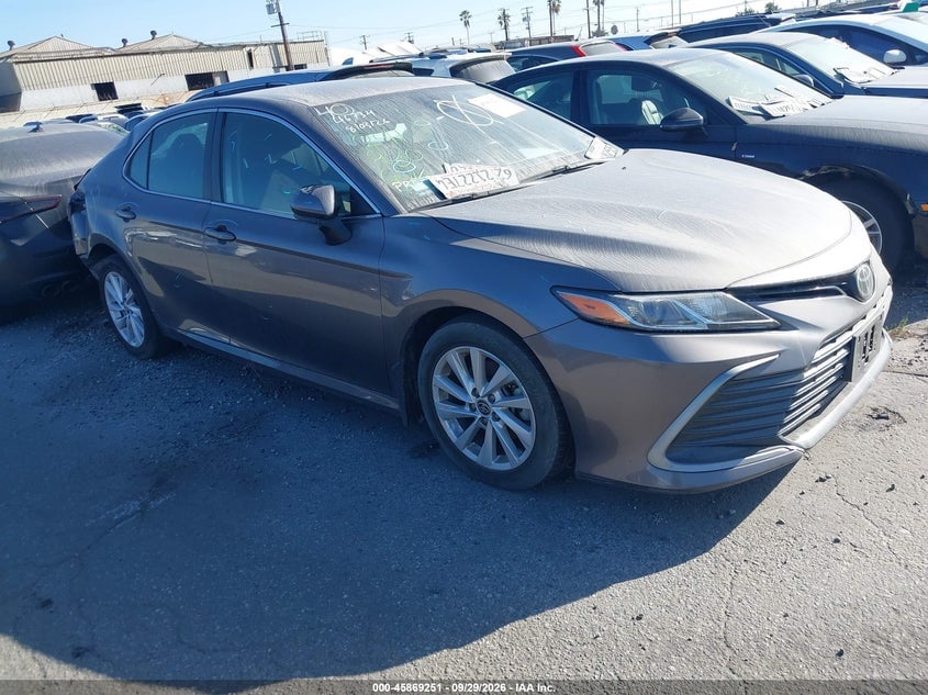 2024 TOYOTA CAMRY LE | 4T1C11AK8RU200657 | UPCARS