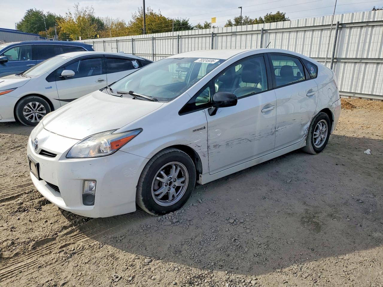 2011 TOYOTA PRIUS THREE | JTDKN3DU8B0287292 | UPCARS