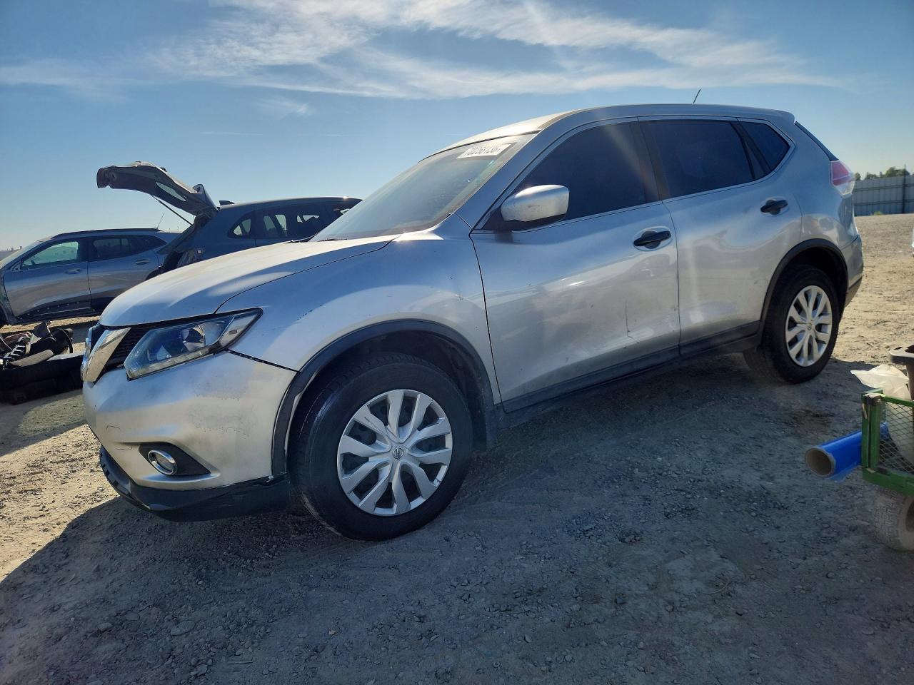 2016 NISSAN ROGUE S | KNMAT2MV1GP701211 | UPCARS