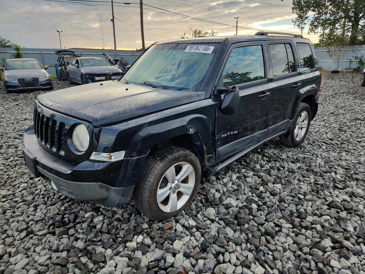 2014 JEEP PATRIOT LATITUDE | 1C4NJRFB2ED513217 | UPCARS