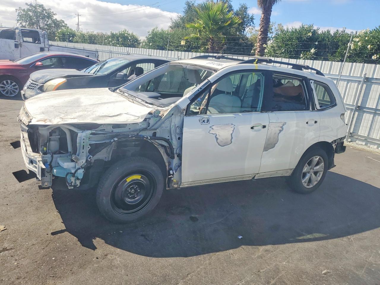 2016 SUBARU FORESTER 2.5I PREMIUM | JF2SJADC4GH493646 | UPCARS