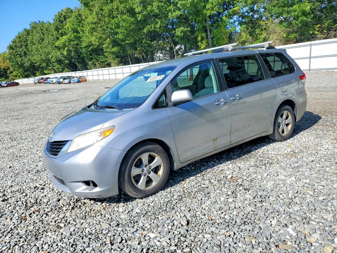 2012 TOYOTA SIENNA LE | 5TDKK3DC3CS233722 | UPCARS