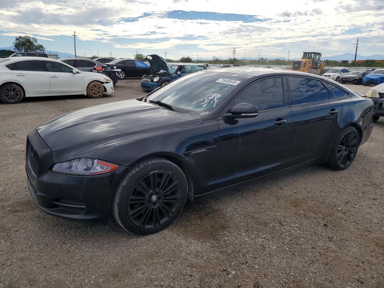 2011 JAGUAR XJ | SAJWA2GB7BLV01433 | UPCARS