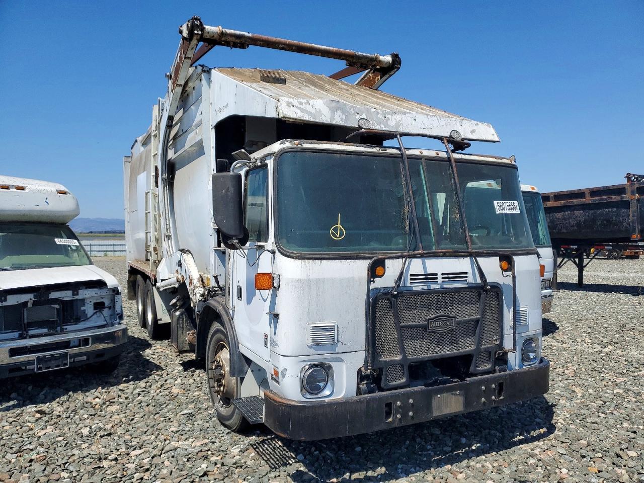 2016 AUTOCAR ALL OTHE REFUSE TRUCK | 5VCACLVF7GH222138 | UPCARS
