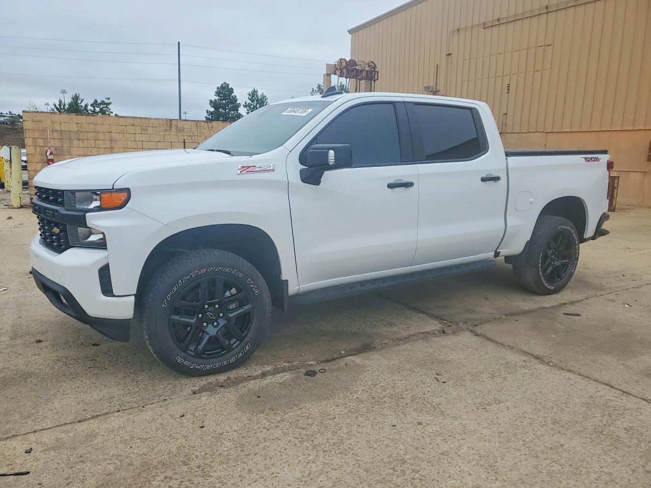 2022 CHEVROLET SILVERADO K1500 LT TRAIL BOSS | 1GCPYFEDXNZ102902 | UPCARS