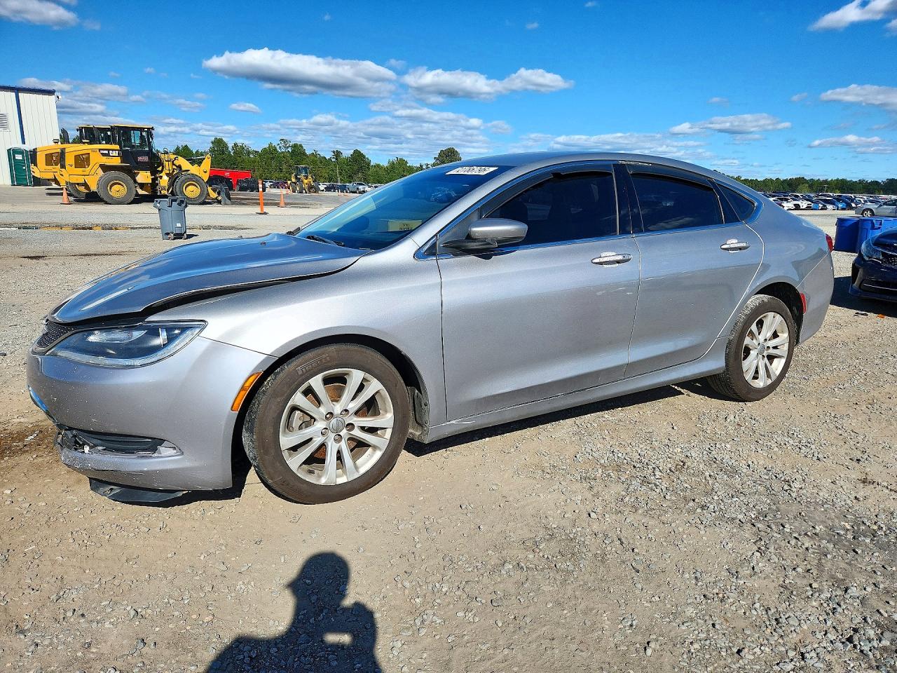 2015 CHRYSLER 200 LIMITED | 1C3CCCAB5FN700893 | UPCARS