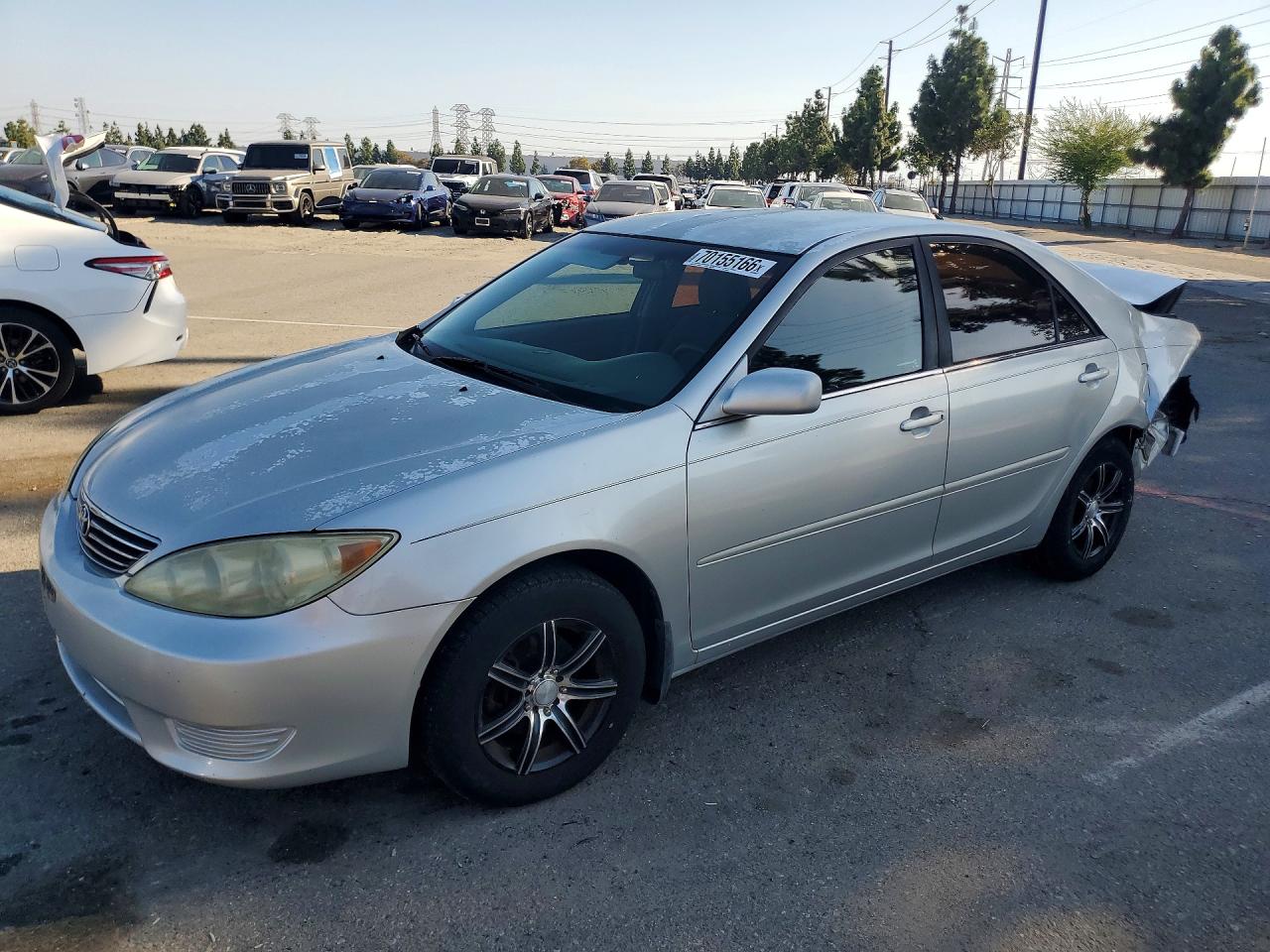 2005 TOYOTA CAMRY STANDARD | 4T1BE32K25U599683 | UPCARS