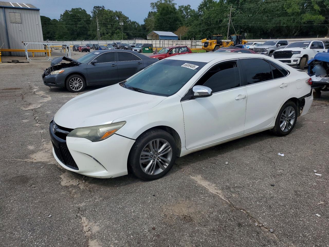 2015 TOYOTA CAMRY SE | 4T1BF1FK2FU917198 | UPCARS