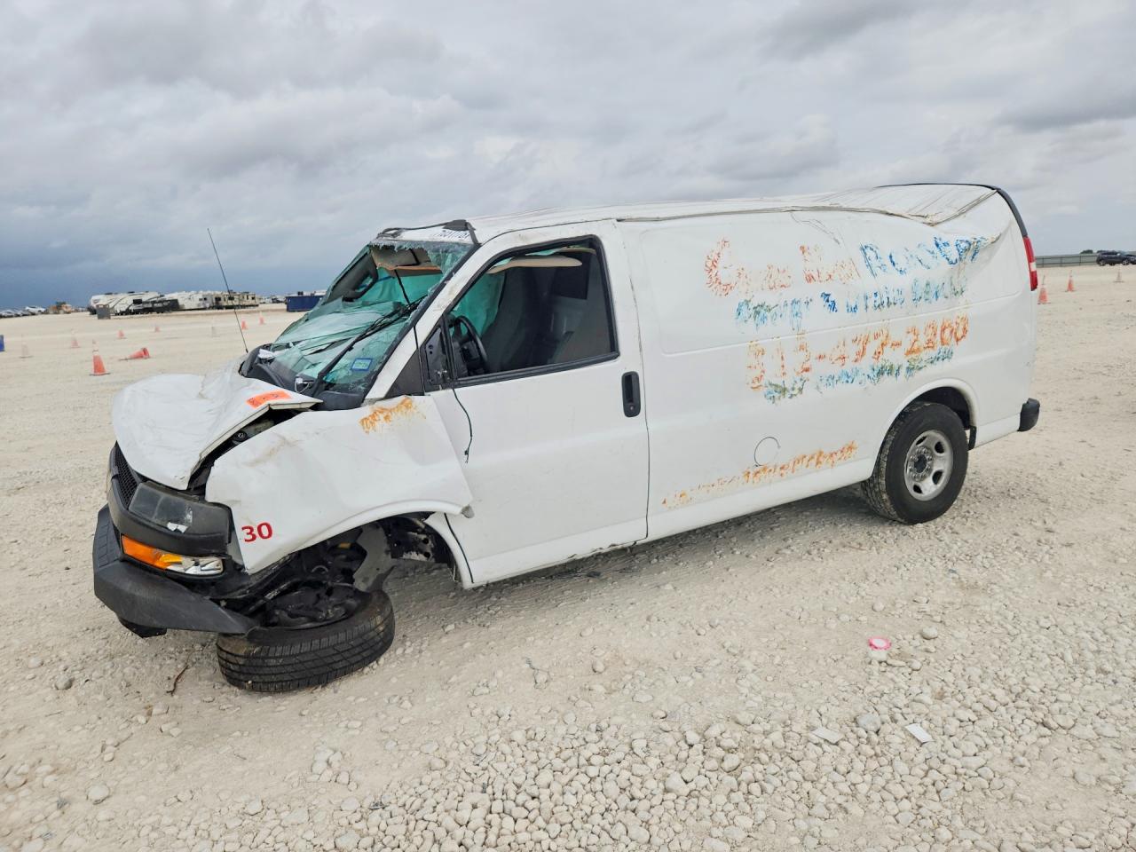 2021 CHEVROLET EXPRESS | 1GCWGAFP4M1302150 | UPCARS