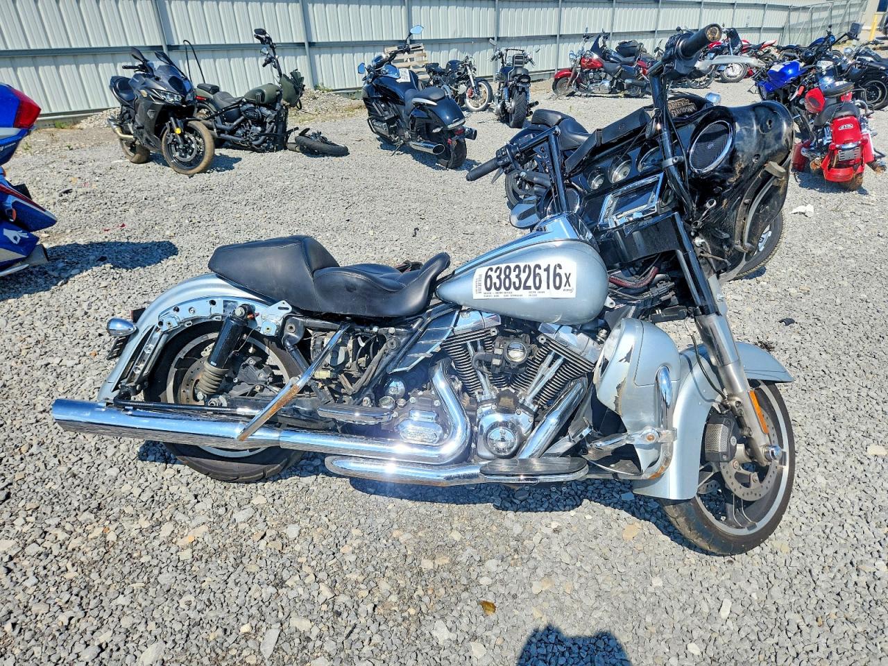2015 HARLEY-DAVIDSON FL STREET GLIDE SPECIAL | 1HD1KRM16FB613970 | UPCARS