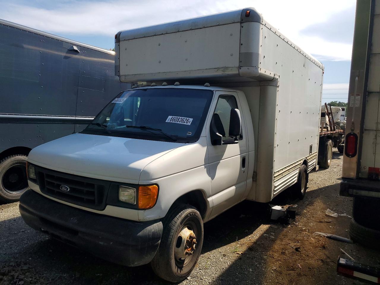 2007 FORD ECONOLINE BOX TRUCK | 1FDXE45S77DB14514 | UPCARS