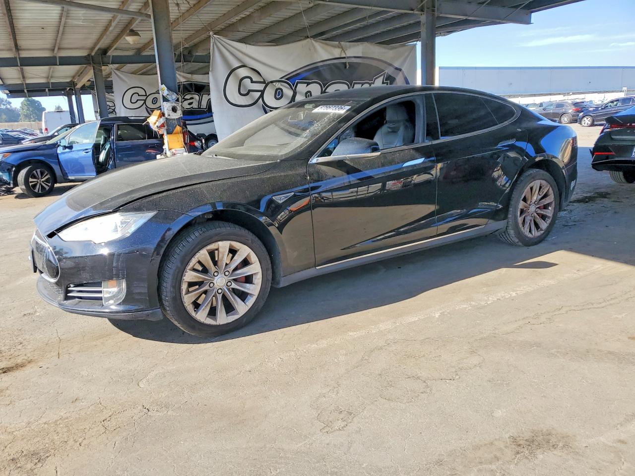 2015 TESLA MODEL S | 5YJSA1E47FF117463 | UPCARS