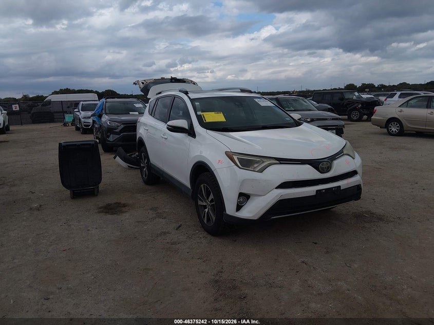 2018 TOYOTA RAV4 XLE | 2T3RFREV7JW729205 | UPCARS