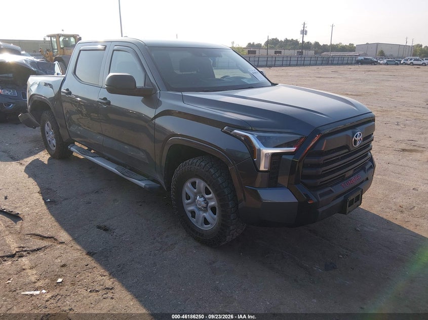 2025 TOYOTA TUNDRA SR | 5TFKB5AB1SX047869 | UPCARS