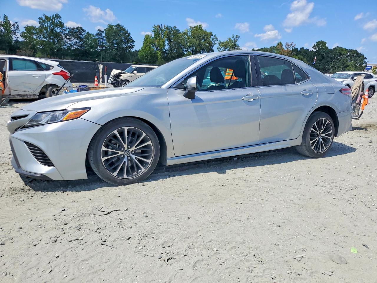2018 TOYOTA CAMRY SE | 4T1B11HK6JU065104 | UPCARS