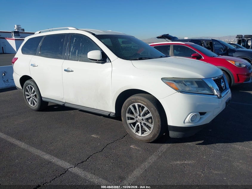 2016 NISSAN PATHFINDER PLATINUM/S/SL/SV | 5N1AR2MN2GC627766 | UPCARS